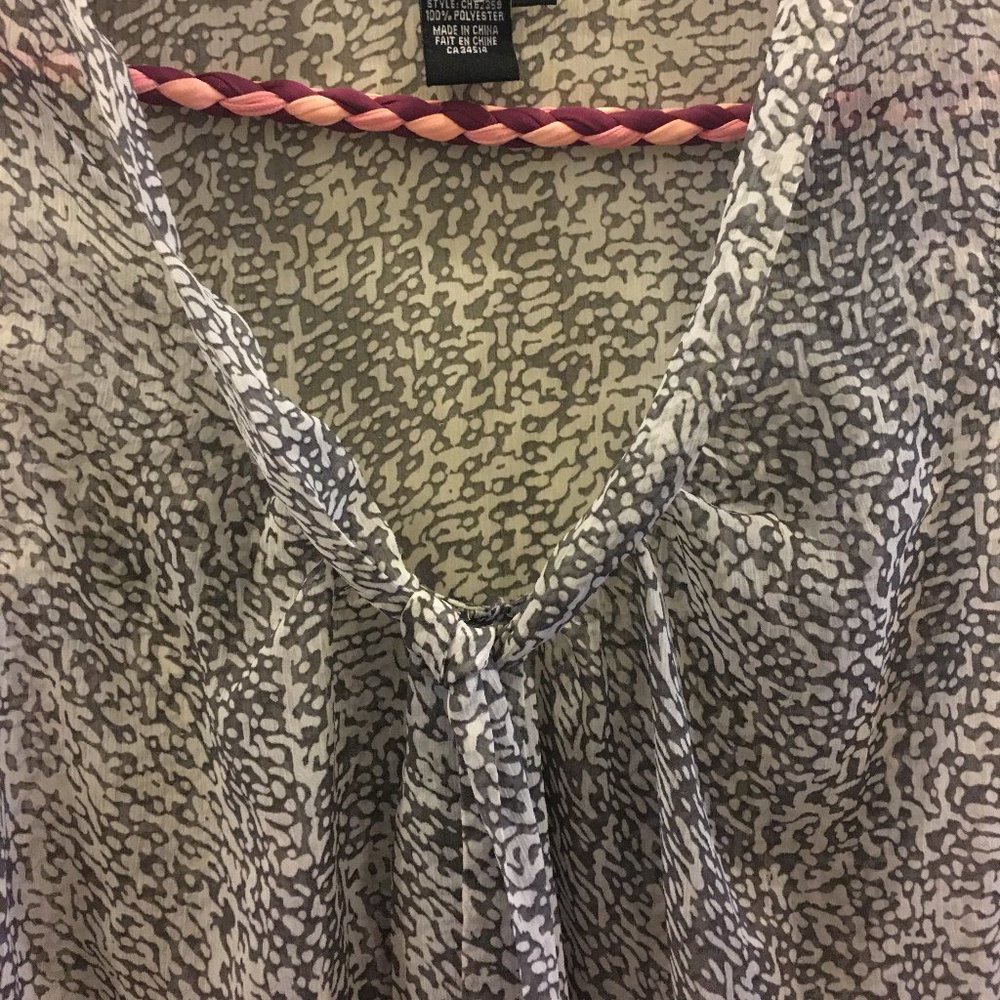 Chapter one sheer top - Picture 2 of 5